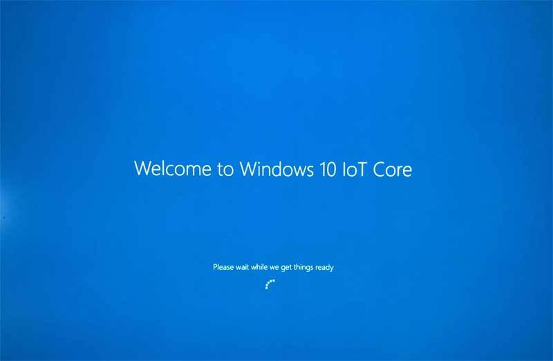 Windows 10 IoT welcome start screen